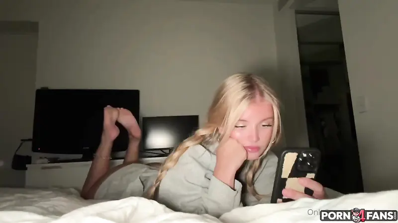 Jealous Lily Lanes Cheats On Her Boyfriend