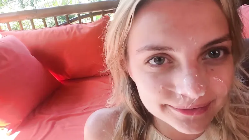 Big Eyes Bubble Butt Teen Trippie Bri Fucked On The Deck