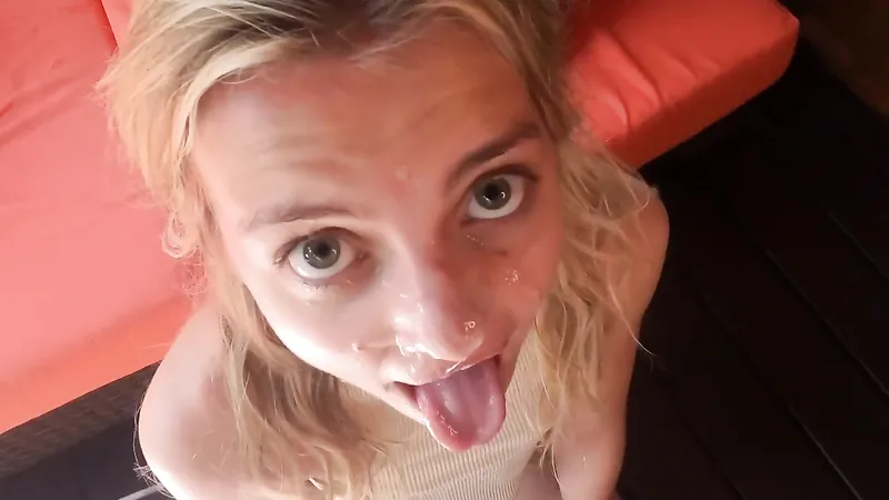 Big Eyes Bubble Butt Teen Trippie Bri Fucked On The Deck