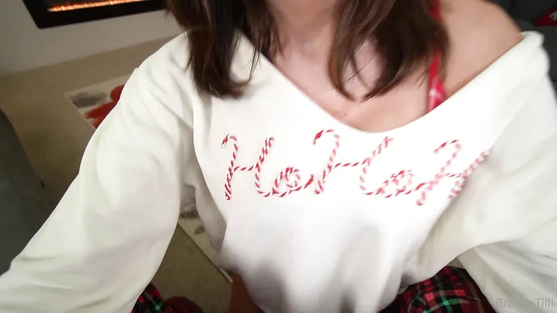 Step Sis Brooke Tilli Titfuck For Christmas