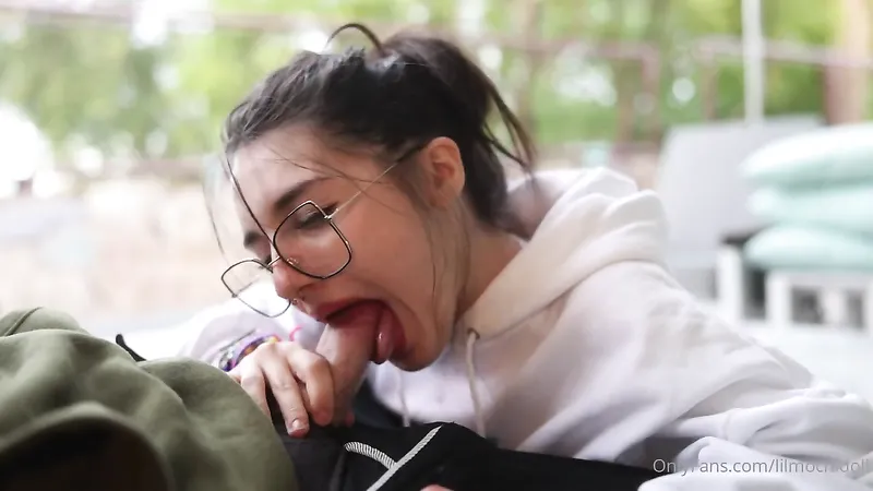 Lilmochidoll Sloppy Blowjob On The Balcony