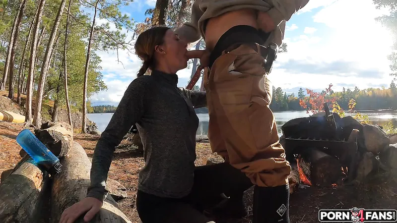 Cremedelapeach Leaked Outdoor Sex By The Lake