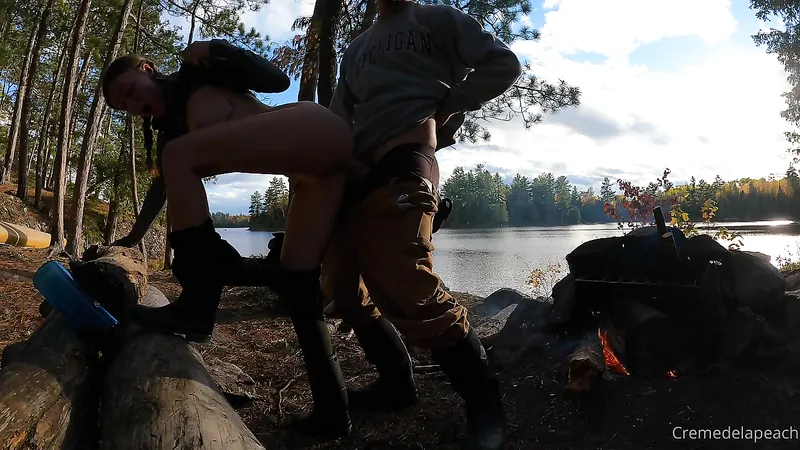 Cremedelapeach Leaked Outdoor Sex By The Lake