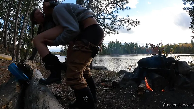 Cremedelapeach Leaked Outdoor Sex By The Lake