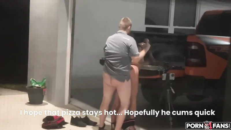 Britt Fit Gets Fucked By REAL Pizza Delivery Guy