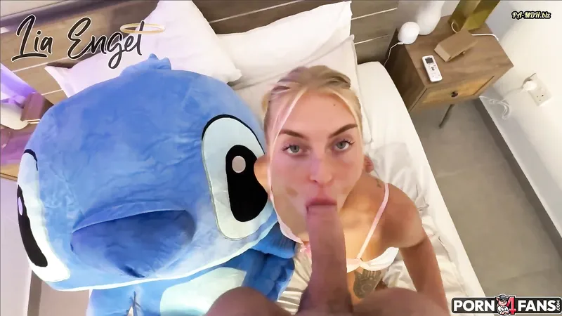 LiaEngel Offers Sex In Exchange For A Toy